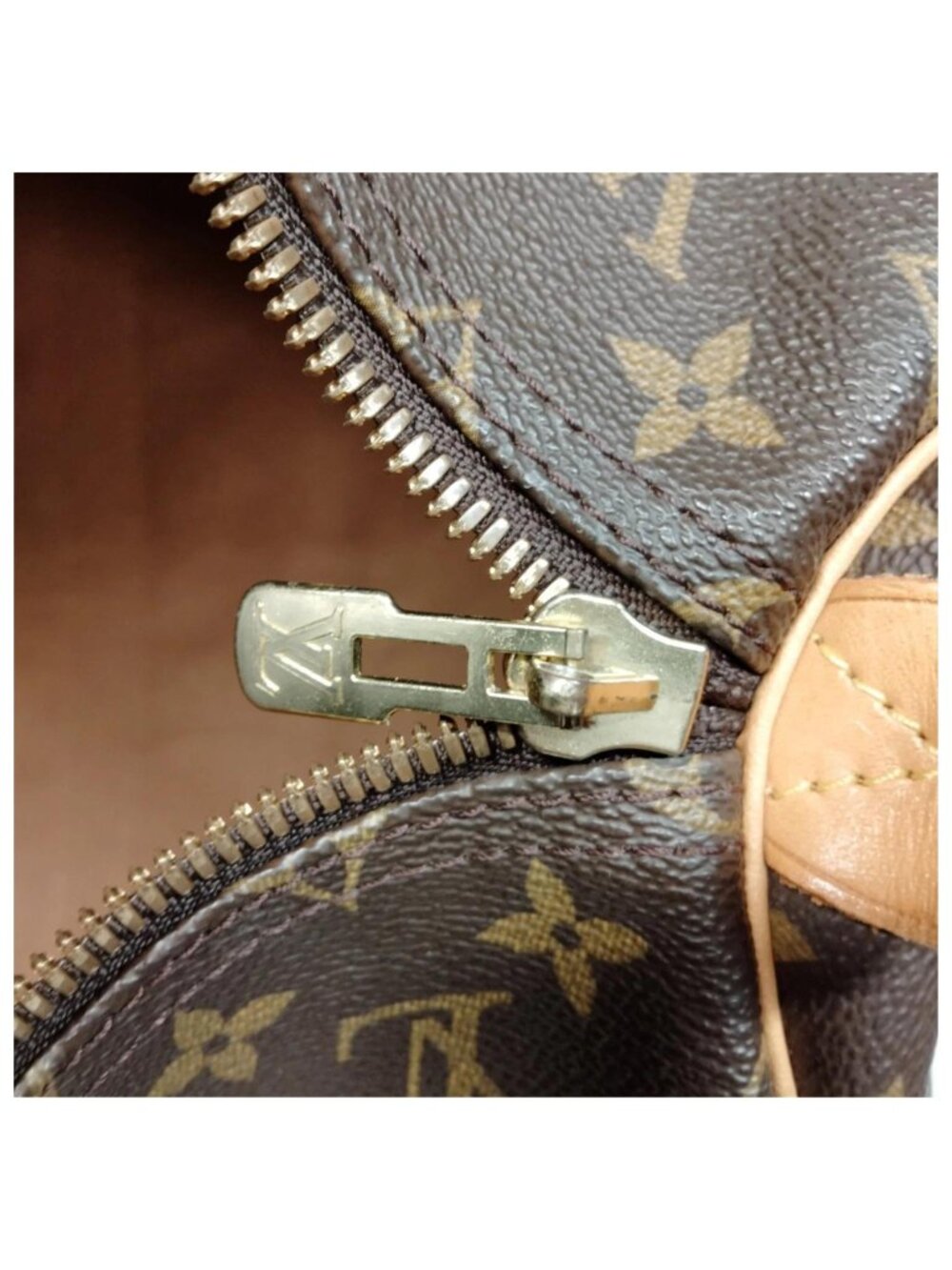 Authentic Louis Vuitton Keepall 55 Monogram Canvas Travel Bag - Picture 11 of 16